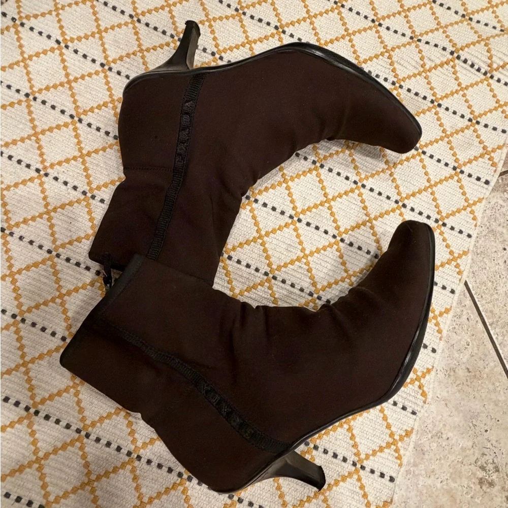 Elegant Prada  Black Women's Ankle Boots size 40/9.5 brown - Picture 2 of 11